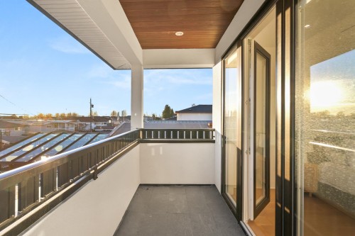 4346 Pender Street, Burnaby, BC 