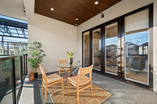 4346 Pender Street, Burnaby, BC 