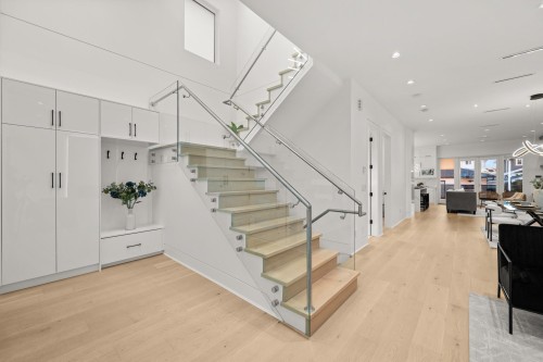 4346 Pender Street, Burnaby, BC 