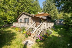 350 Oak Avenue  Keats Island, BC V0N 1V0