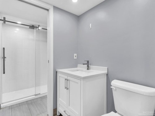 903-130 2Nd Street E, North Vancouver, BC 