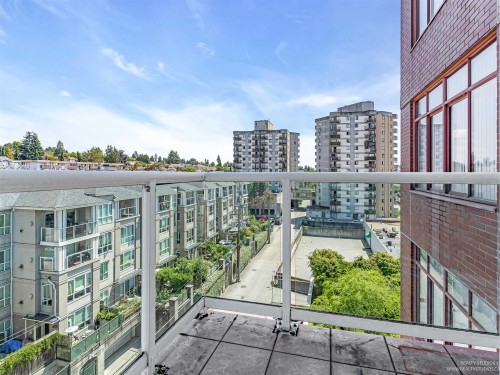 903-130 2Nd Street E, North Vancouver, BC 