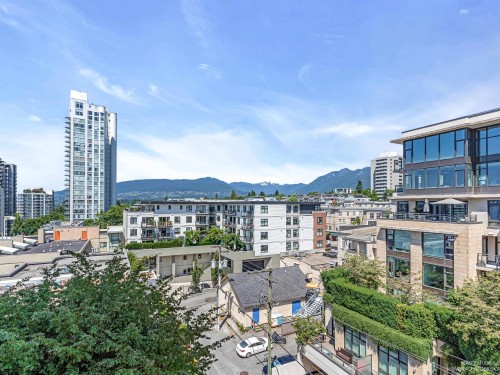 903-130 2Nd Street E, North Vancouver, BC 