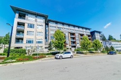 518-9877 University Crescent  Burnaby, BC V5A 0E5