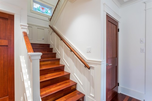 3242 3Rd Avenue W, Vancouver, BC 