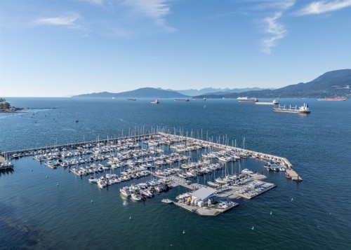 3242 3Rd Avenue W, Vancouver, BC 