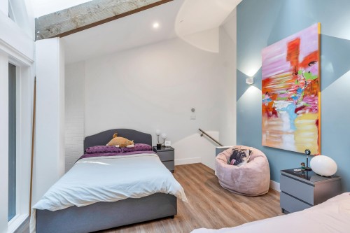 4-328 2Nd Street E, North Vancouver, BC 