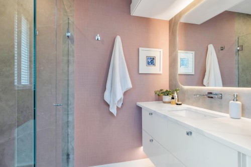 4-328 2Nd Street E, North Vancouver, BC 