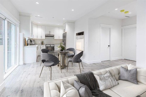 1010 24Th Avenue E, Vancouver, BC 