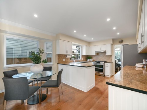 2837 Mccoomb Drive, Coquitlam, BC 