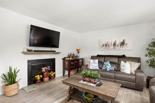 2821 Commonwealth Street, Port Coquitlam, BC 