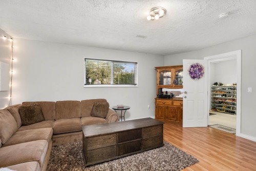 2821 Commonwealth Street, Port Coquitlam, BC 