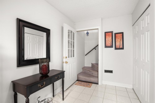 2821 Commonwealth Street, Port Coquitlam, BC 