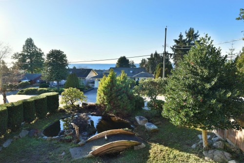 4726 Laurel Avenue, Sechelt, BC 