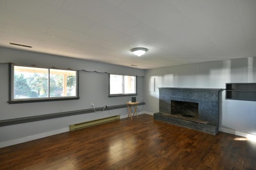 4726 Laurel Avenue, Sechelt, BC 