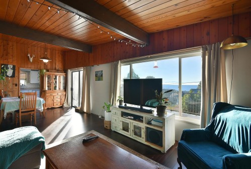 4726 Laurel Avenue, Sechelt, BC 