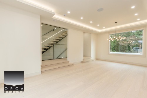 2050 Westdean Crescent, West Vancouver, BC 