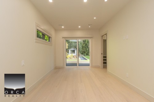 2050 Westdean Crescent, West Vancouver, BC 