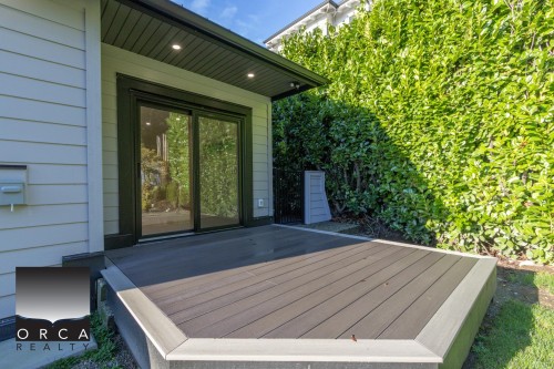 2050 Westdean Crescent, West Vancouver, BC 