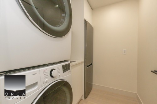 2050 Westdean Crescent, West Vancouver, BC 