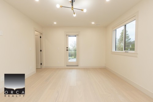 2050 Westdean Crescent, West Vancouver, BC 