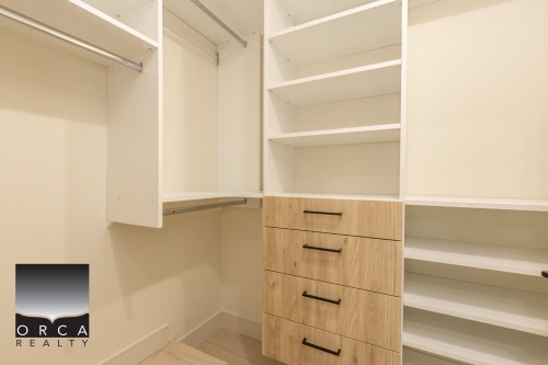 2050 Westdean Crescent, West Vancouver, BC 