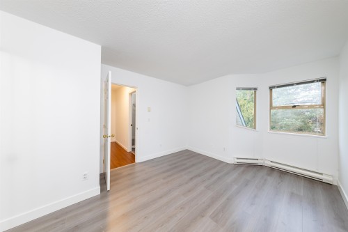 40-7520 18Th Street, Burnaby, BC 
