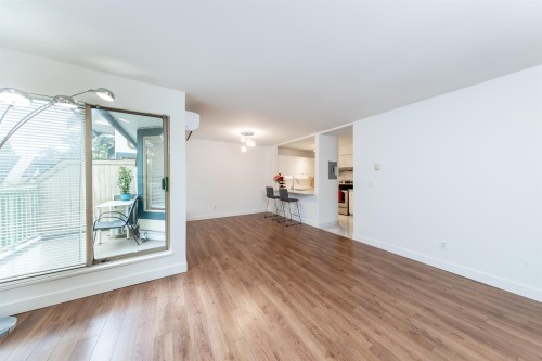 40-7520 18Th Street, Burnaby, BC 