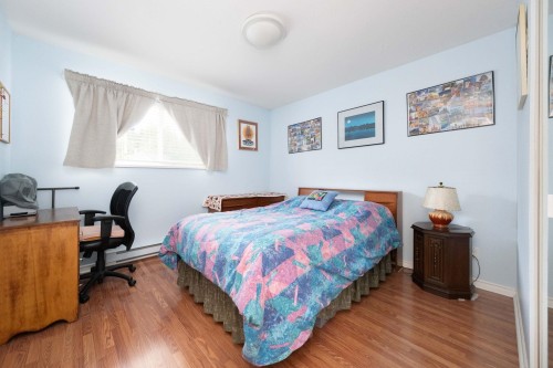 628 21St Street E, North Vancouver, BC 