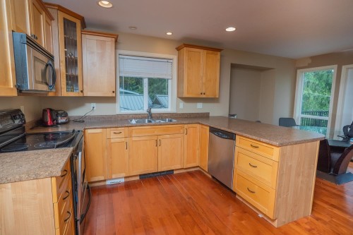 5886 Sandy Hook Road, Sechelt, BC 