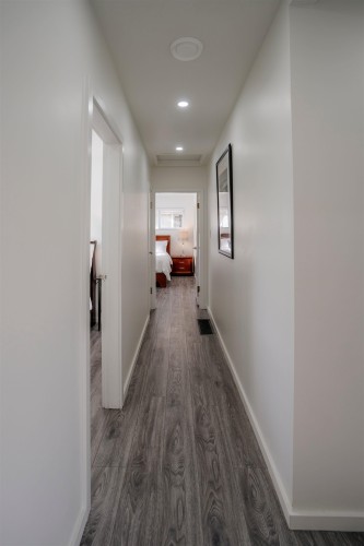 2813 St Johns Street, Port Moody, BC 