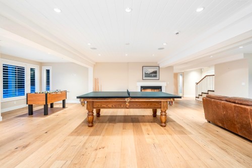 614 Lowry Lane, North Vancouver, BC 