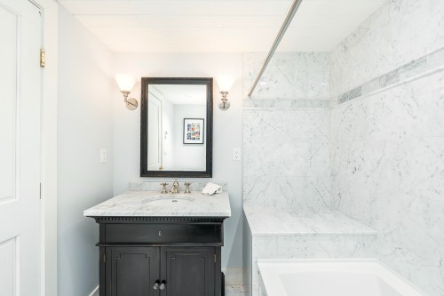 614 Lowry Lane, North Vancouver, BC 