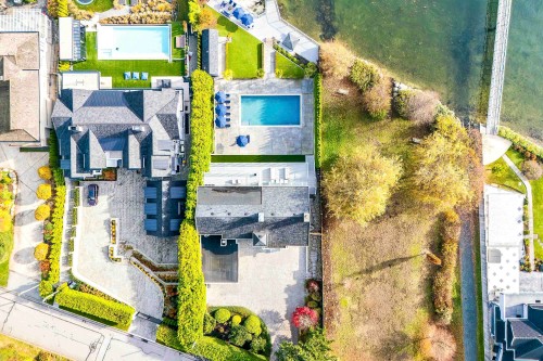 614 Lowry Lane, North Vancouver, BC 