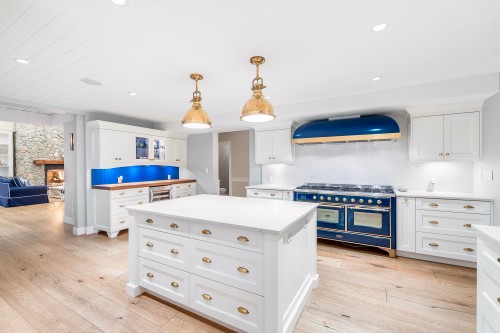 614 Lowry Lane, North Vancouver, BC 