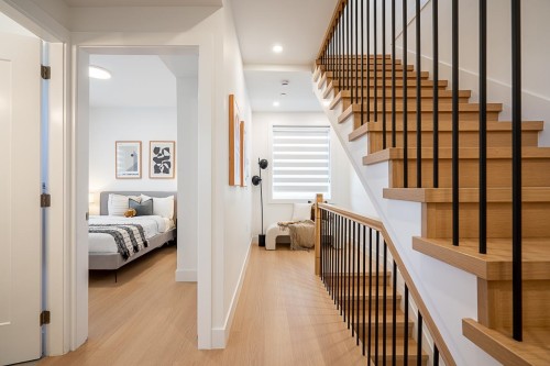 2105 33Rd Avenue E, Vancouver, BC 