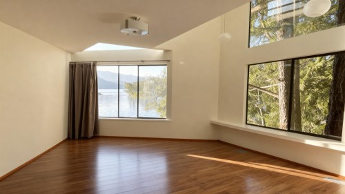 6648 Marine Drive, West Vancouver, BC 