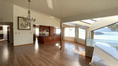 6648 Marine Drive, West Vancouver, BC 