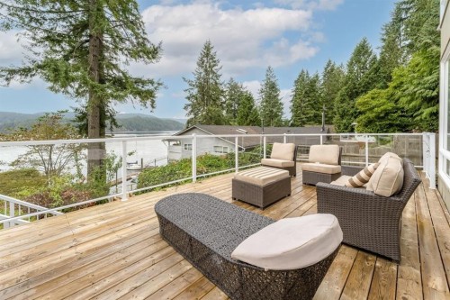 5559 Indian River Drive, North Vancouver, BC 