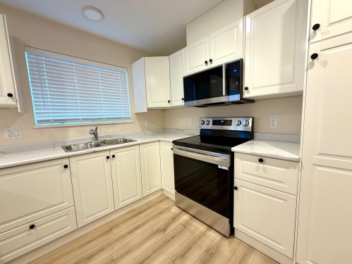 1842 Pitt River Road, Port Coquitlam, BC 