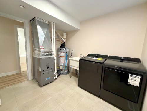 1842 Pitt River Road, Port Coquitlam, BC 