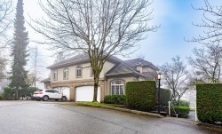 2-915 Fort Fraser Rise  Port Coquitlam, BC V3C 6K3