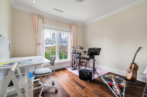 4859 Sardis Street, Burnaby, BC 