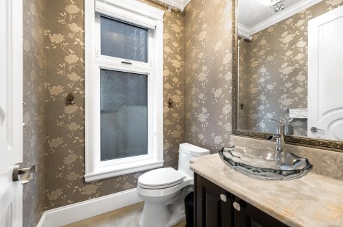 4859 Sardis Street, Burnaby, BC 