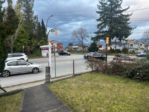 4542 Joyce Street, Vancouver, BC 