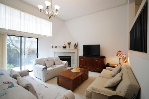 34-8591 Blundell Road  Richmond, BC V6Y 1K2