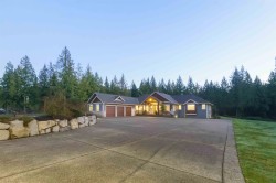 28650 104 Avenue  Maple Ridge, BC V2W 1L5