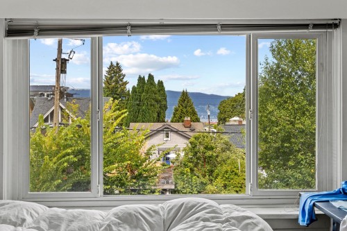 3579 18Th Avenue W, Vancouver, BC 