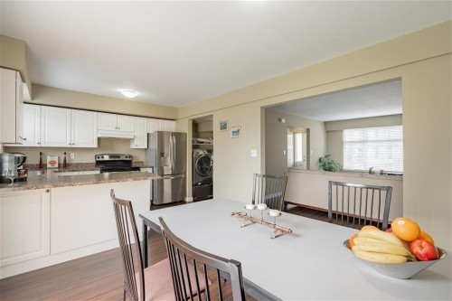 636 Gauthier Avenue, Coquitlam, BC 