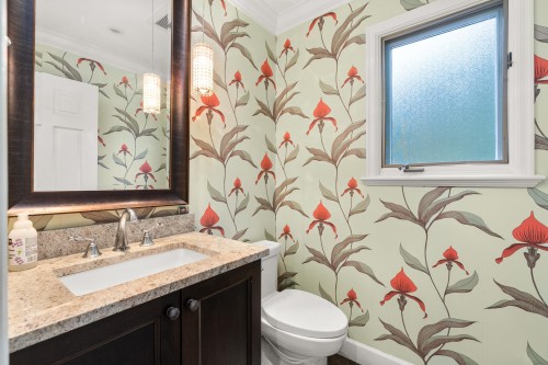 457 Hillcrest Street, West Vancouver, BC 